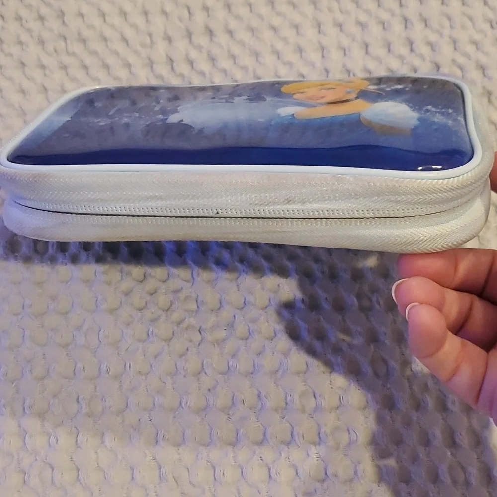 Disney Cinderella Nintendo ds case & one game